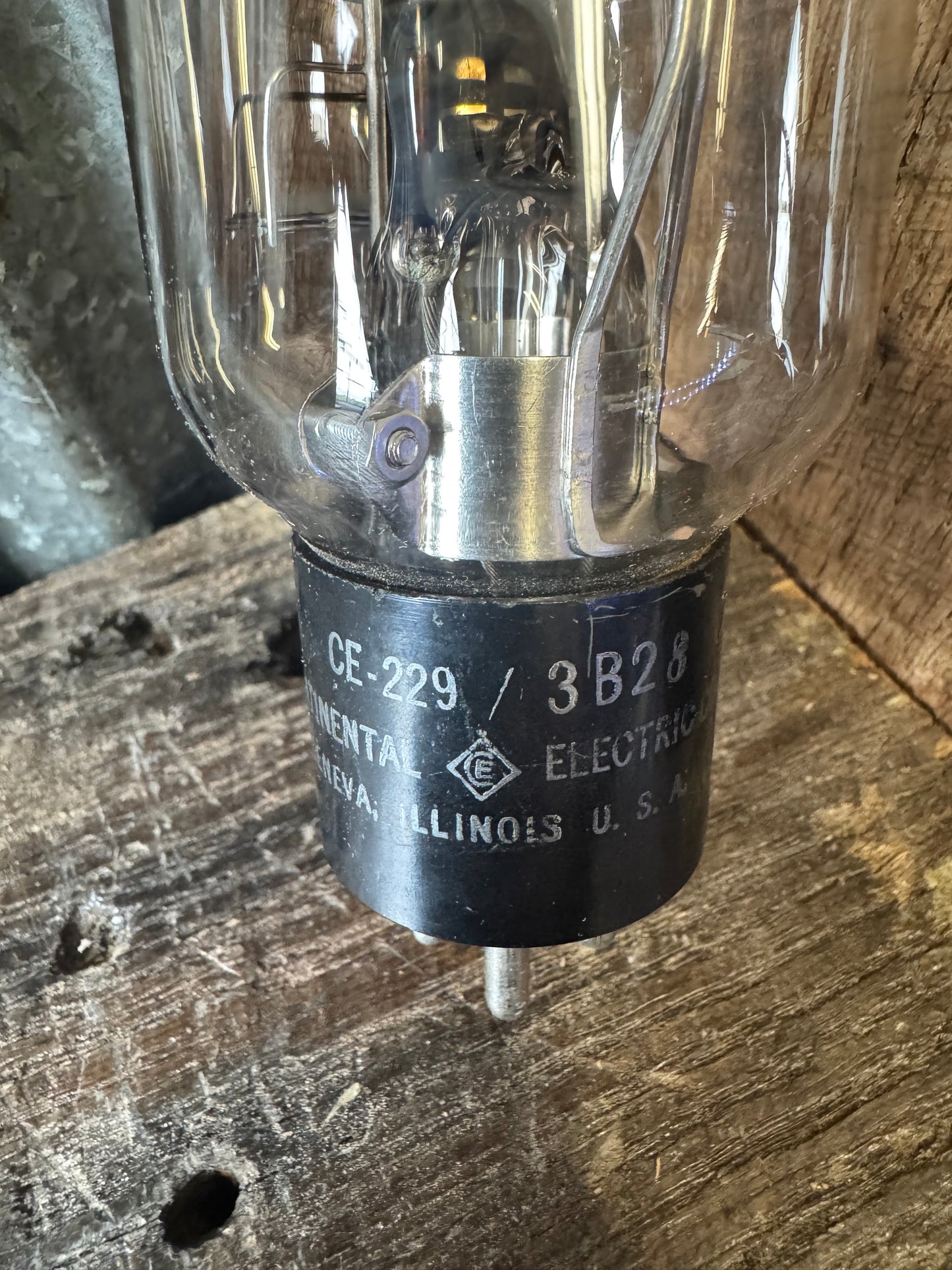 Continental Electric CE-229 / 3B28 High-Voltage Rectifier Tube