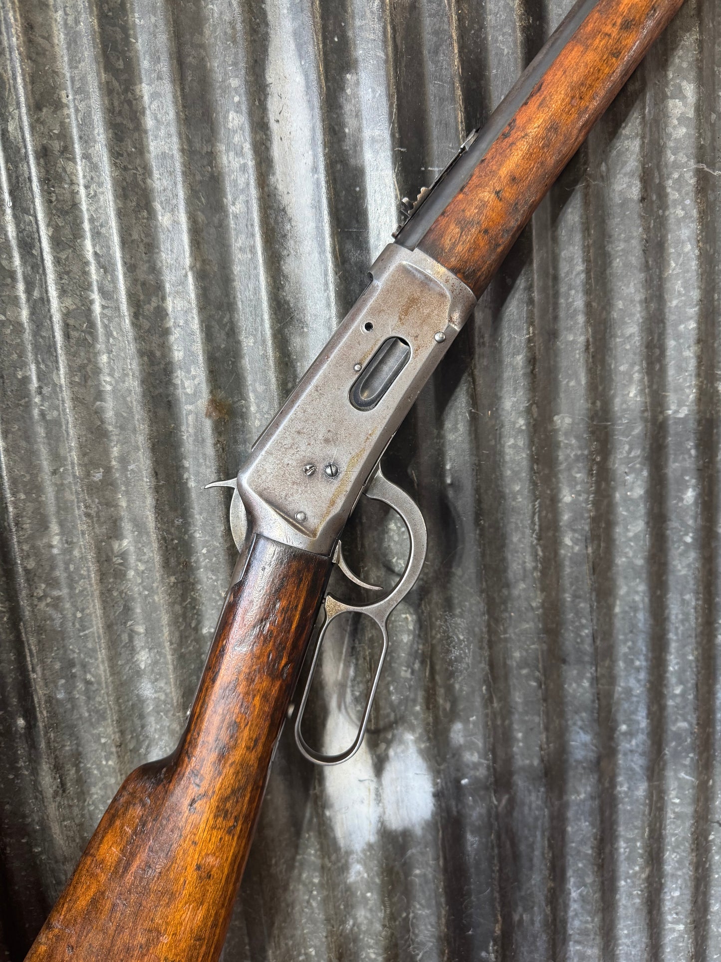 Winchester Model 1894 Saddle Ring Carbine – .25-35 WCF