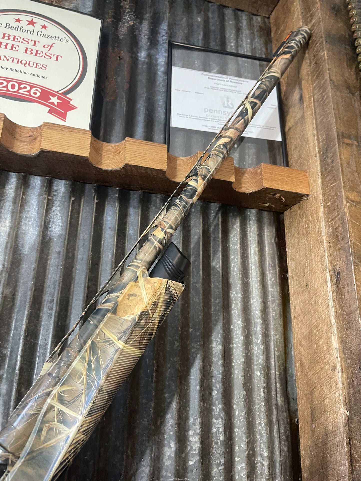Benelli Vinci 12 Gauge 28” Camo Semi-Automatic Shotgun