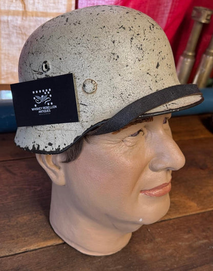 German M40 WWII Helmet Snow Camo