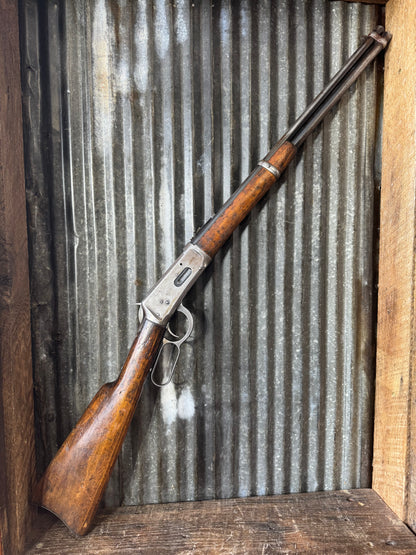 Winchester Model 1894 Saddle Ring Carbine – .25-35 WCF