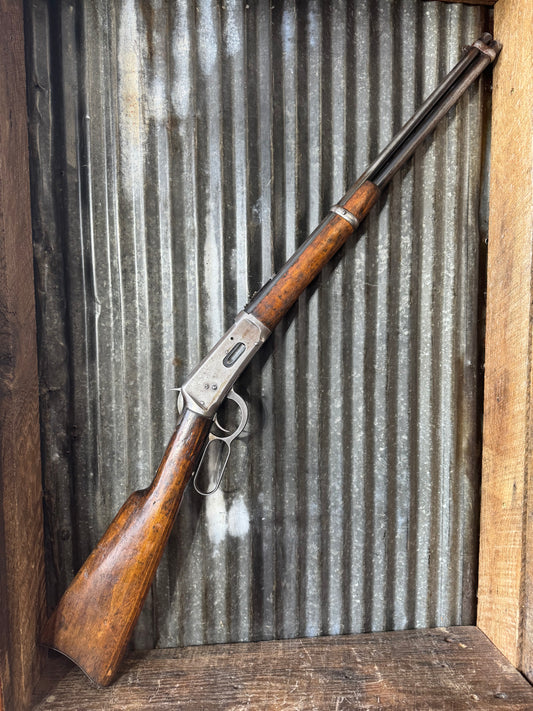 Winchester Model 1894 Saddle Ring Carbine – .25-35 WCF