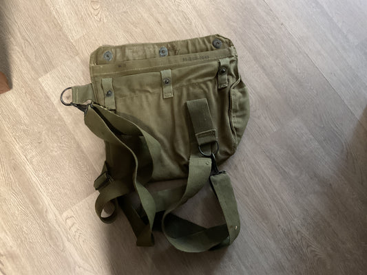 Post WWII US Gas Mask Bag