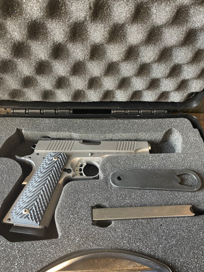 BUL Armory MR1911CSS Stainless Commander – .45 ACP