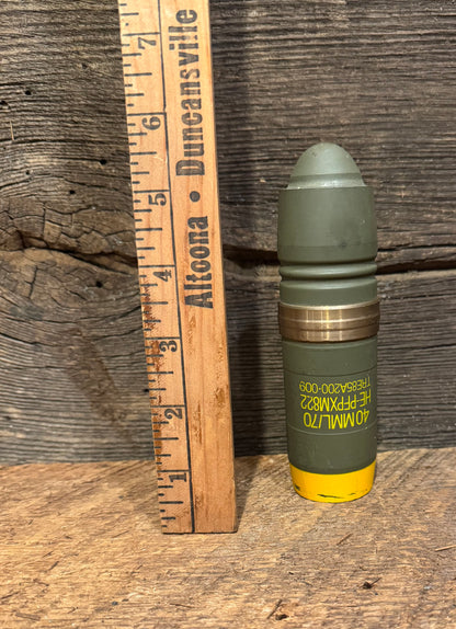 40MML/70 HE 40mm projectile