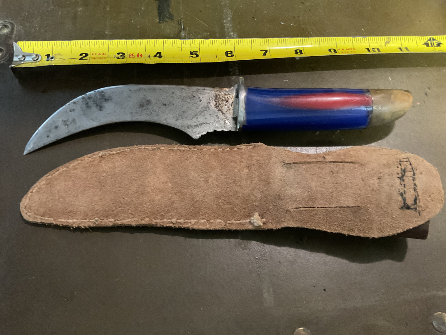 WWII Theatre Knife blue & red handle