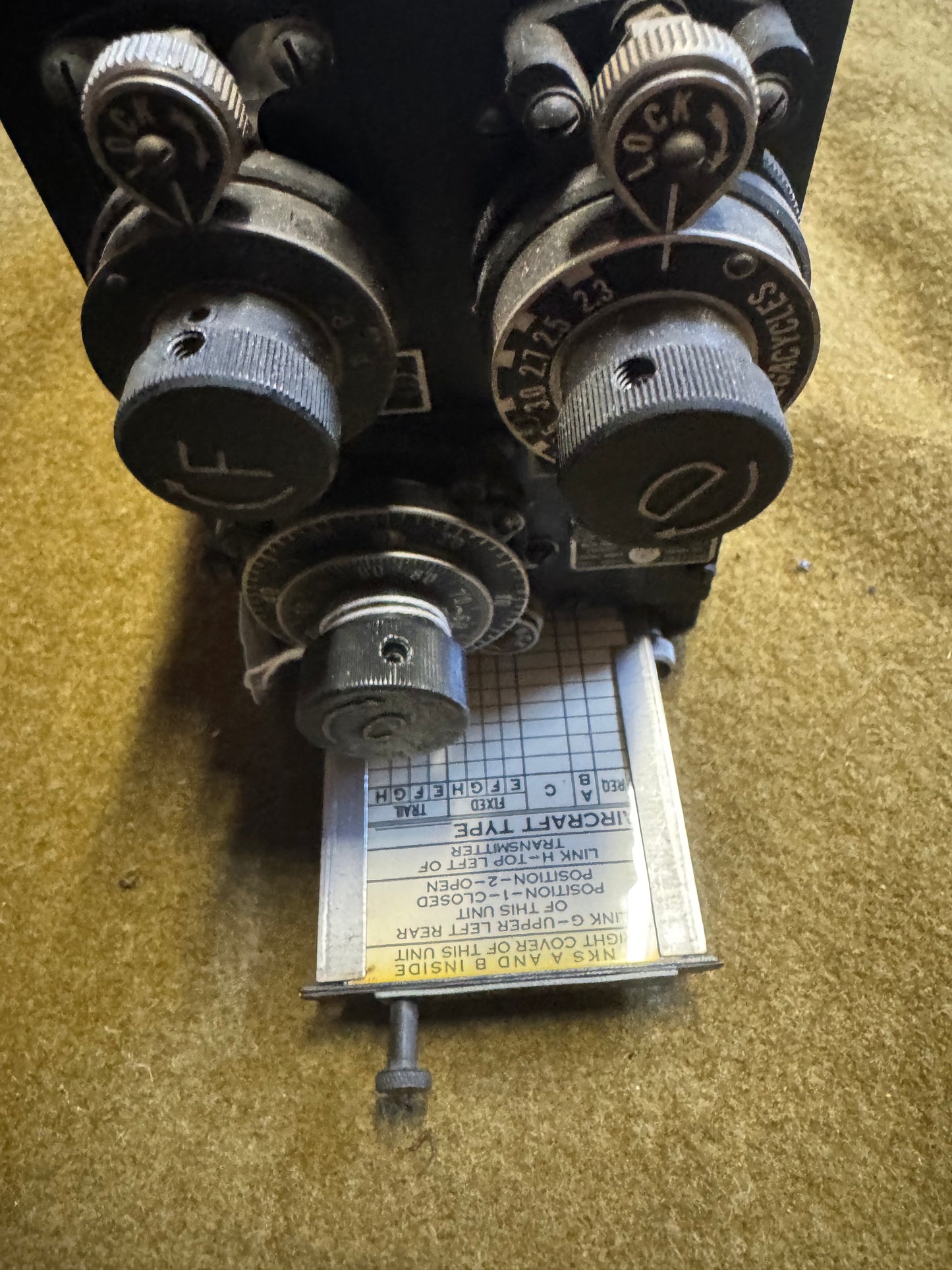 WWII U.S. Navy CRV-47191 Radio Tuning Unit (RCA – 1942)