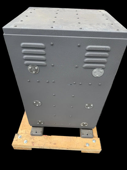 WWII U.S. Navy Bureau of Ships Model BM-2 radio transmitting/receiving equipment cabinet