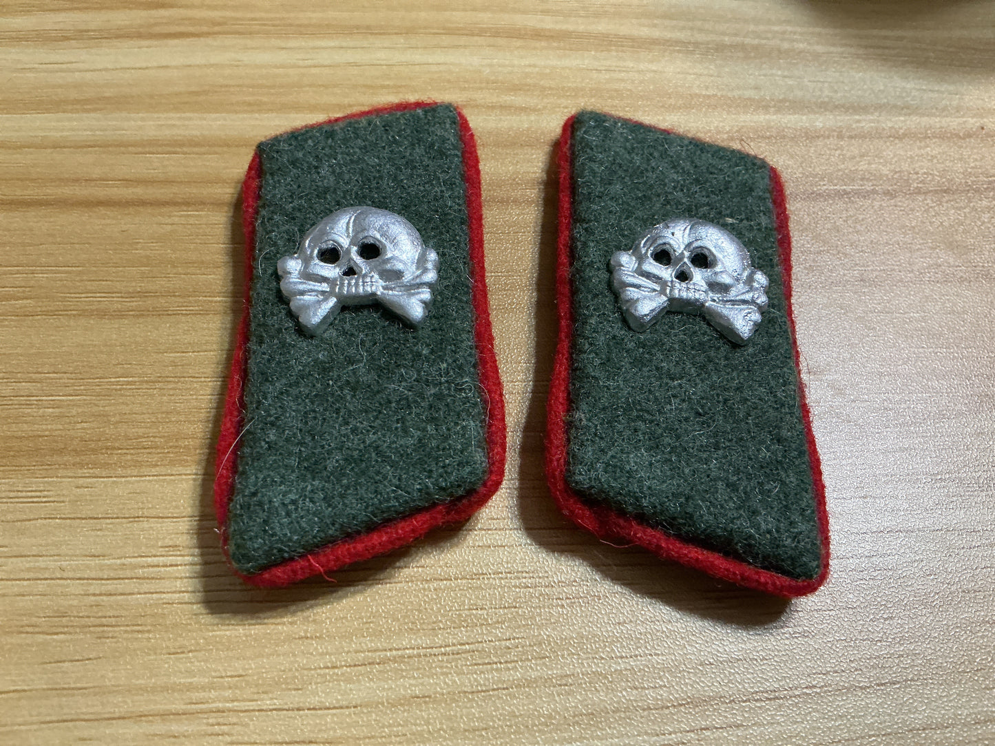 Reproduction WWII German Heer Panzer/Assault-Gun Style Totenkopf Collar Tabs-Pair of 2