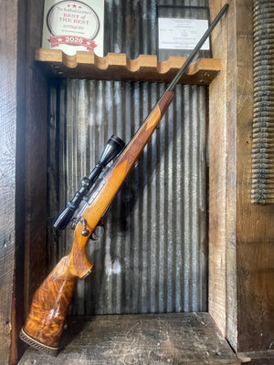 Weatherby Mark V .340 Weatherby Magnum – High-Grade Walnut – Leupold Vari-X II 3-9x Scope