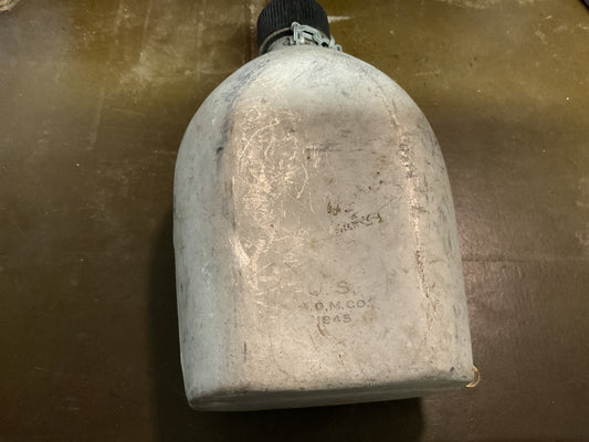 WWII Canteen no Cover (m)