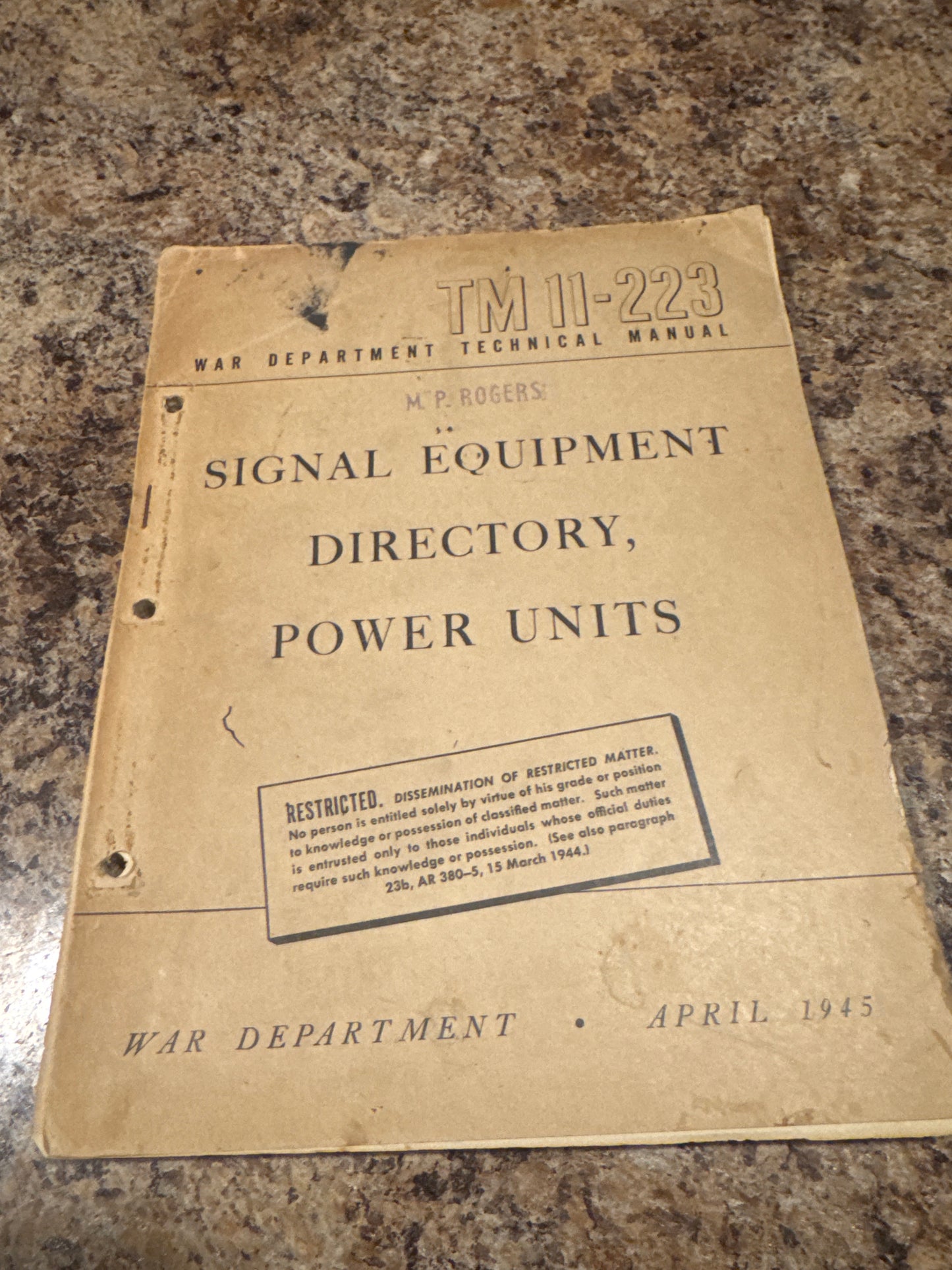 WWII US Army Signal Equipment Directory Power Units TM 11-223 Manual 1945 Original