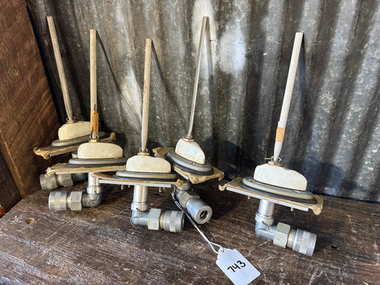 Collins CG-66A/T Aircraft Communications Antenna – NOS (Choice of 5)

(1) item