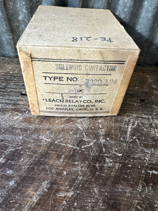 Leach Relay Type 7220-3-24 24V Solenoid Contactor (NOS)