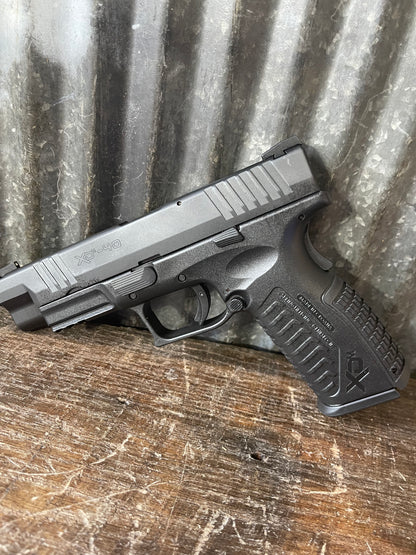 Springfield Armory XDM-40 .40 S&W Pistol with Factory Box & Accessories