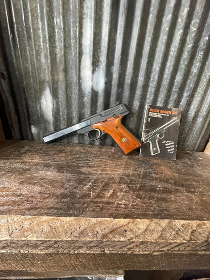 Browning Buck Mark .22 LR Pistol – 1986 Production – Excellent Condition w/ Manual