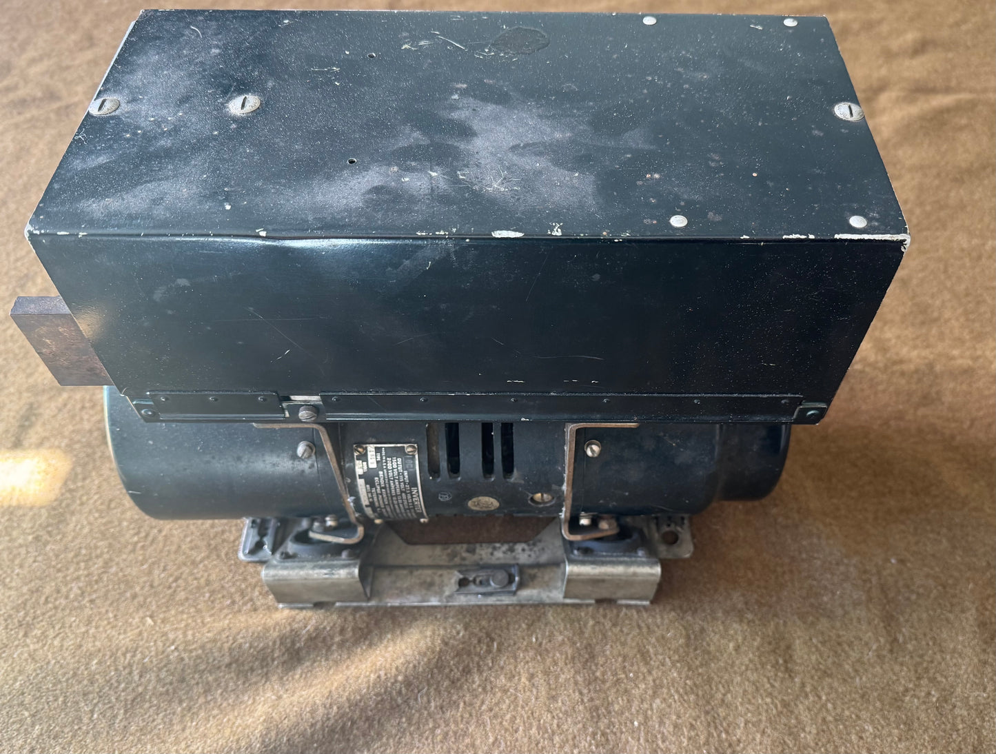 Bendix Aviation Eclipse-Pioneer Type 1518 Static Inverter 27.5V DC to 115V AC Aircraft Power Supply