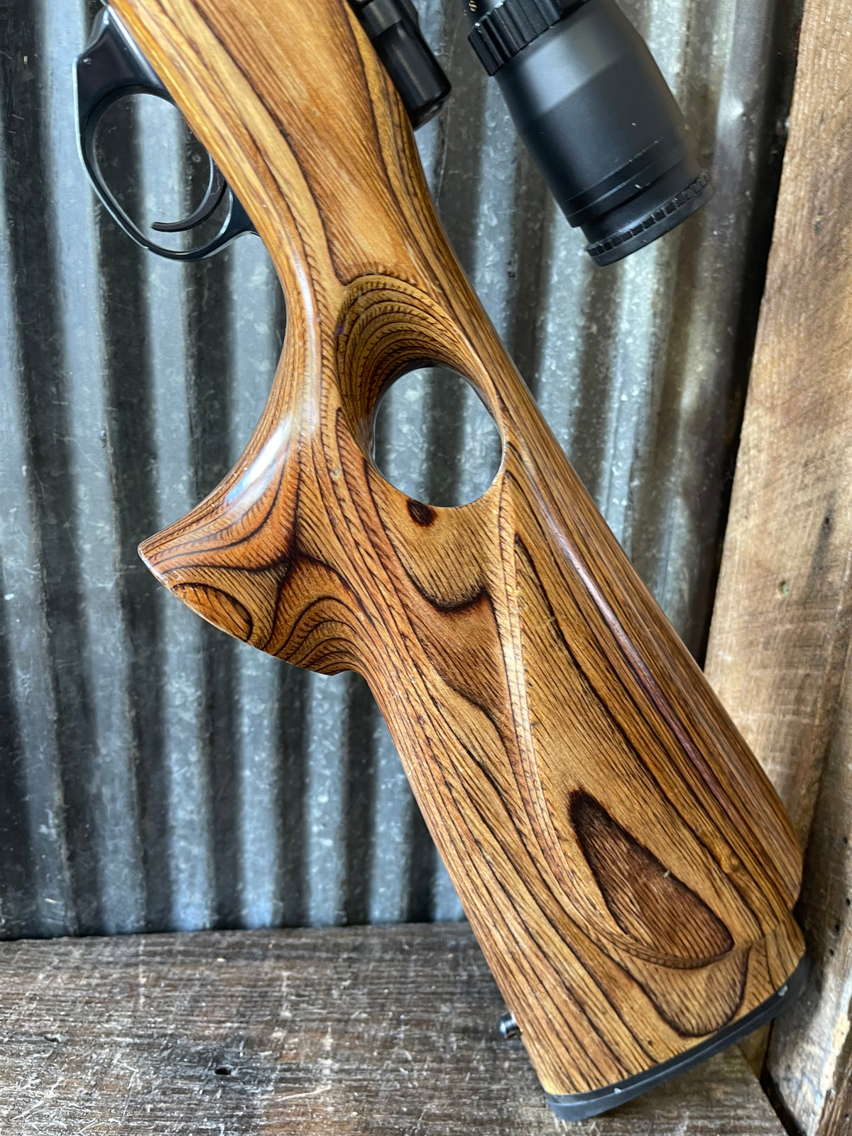 Howa Model 1500 .30-06 – Thumbhole Laminated Stock – Bushnell Elite 3200 Scope