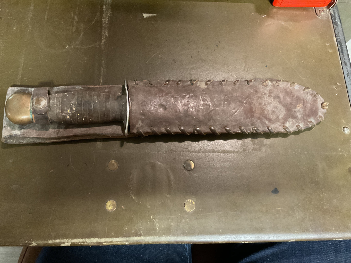 WWII Theatre Knife brown stripe handle