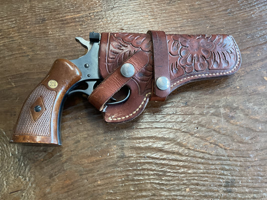 H&R pistol