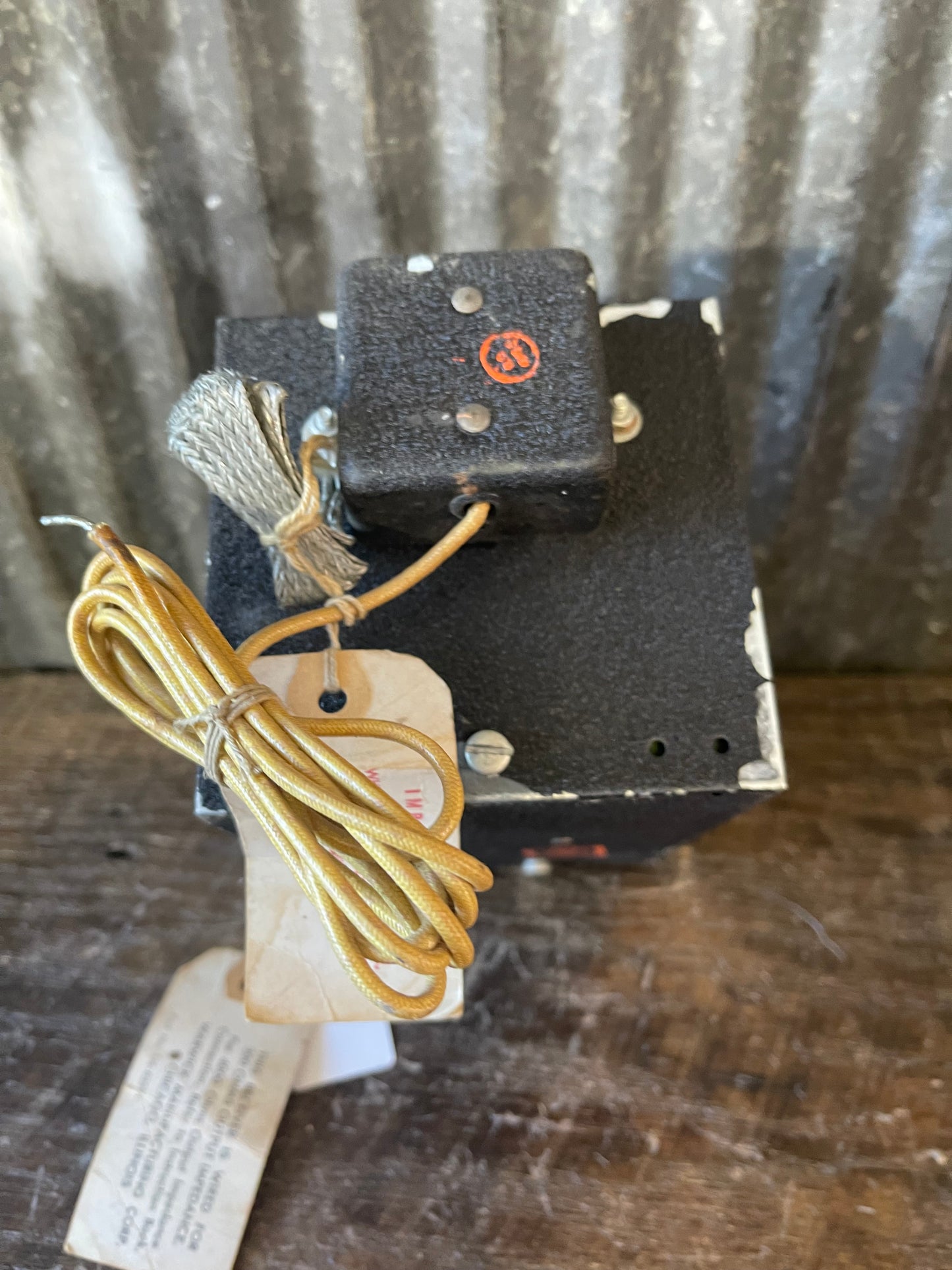 WWII U.S. Army Signal Corps Beacon Receiver BC-1206-B – Airborne Radio Navigation Receiver