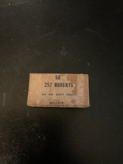 Vintage Factory Sealed Winchester .257 Roberts 87 Grain Soft Point Bullets — Full Box of 50