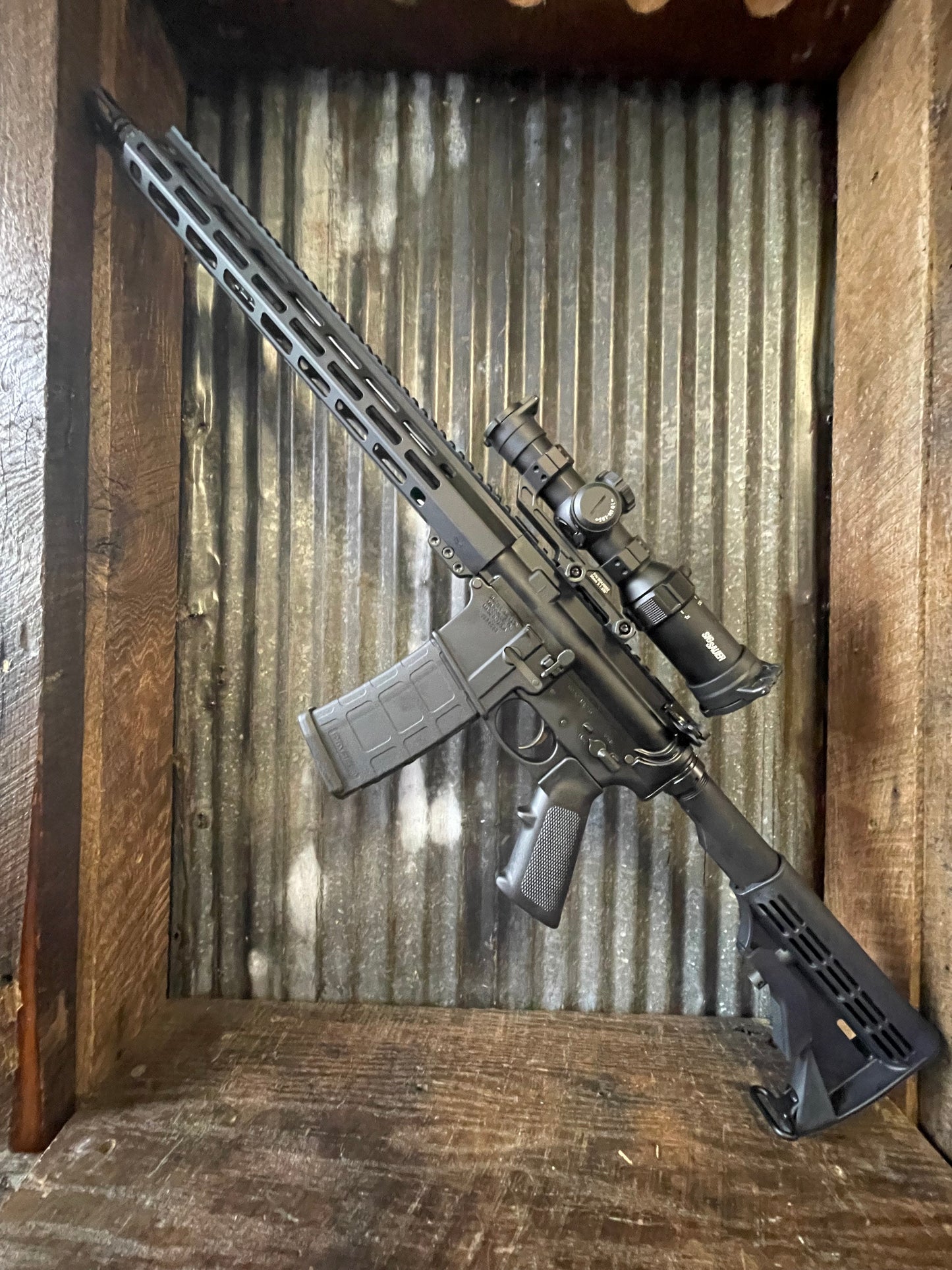 Smith & Wesson M&P15 Rifle w/ Sig Sauer Tango-SPR 1-4x24 Scope – Like New