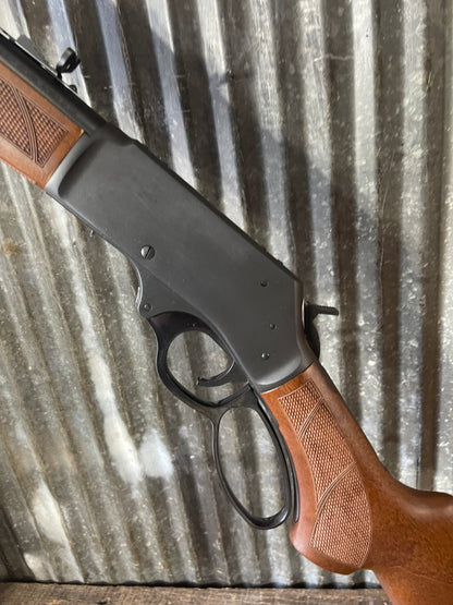 Henry Side Gate Lever Action – .45-70 Government
