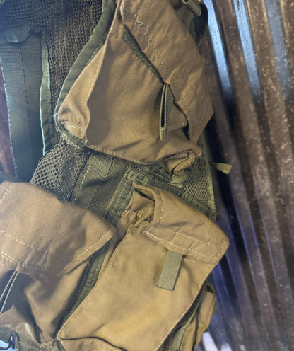 U.S. Aircrew Survival Vest – Type I

Vietnam War Era (c. 1960s–1970s)