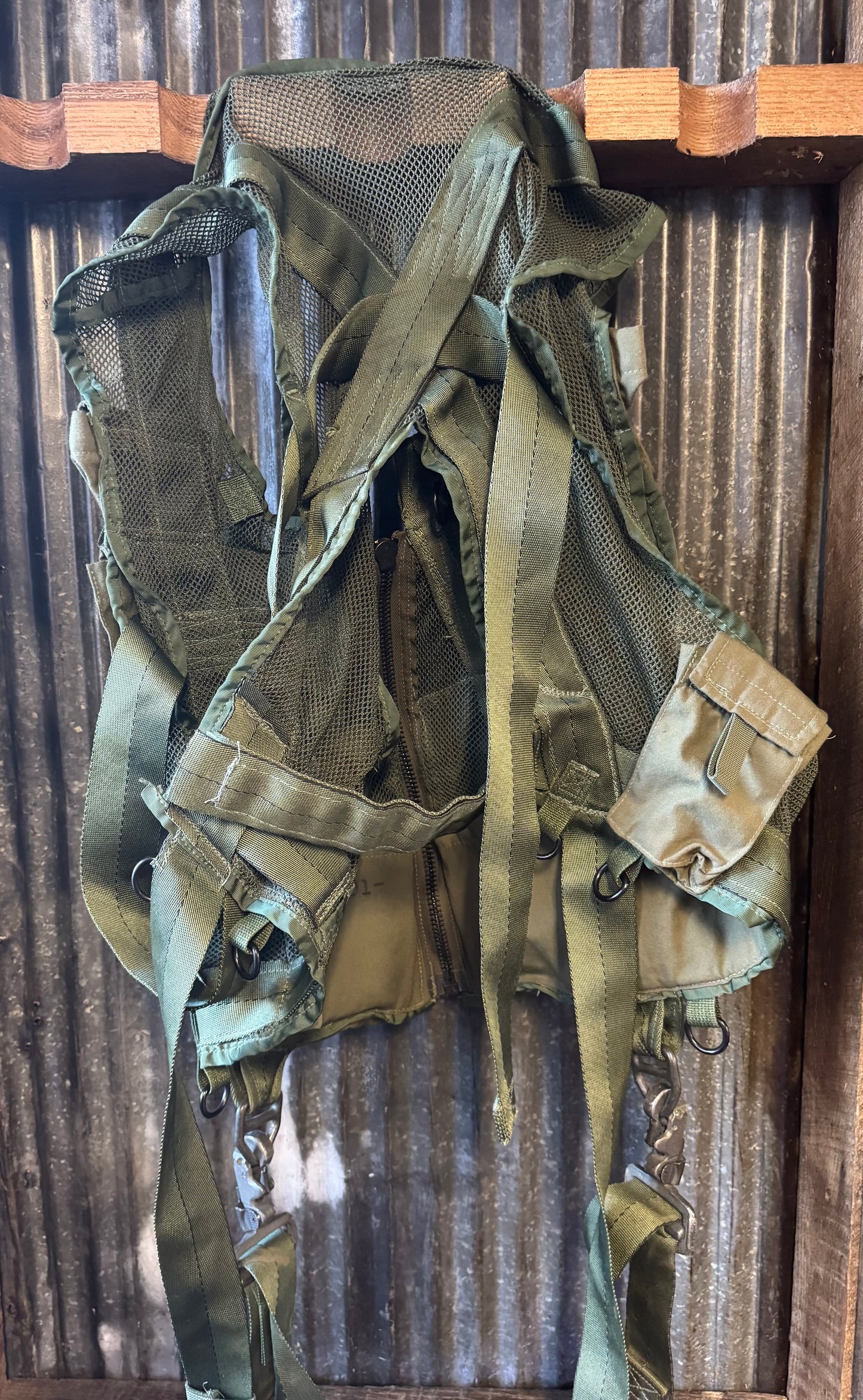 U.S. Aircrew Survival Vest – Type I

Vietnam War Era (c. 1960s–1970s)