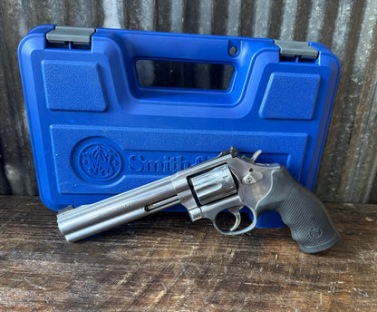 Smith & Wesson Model 617-6