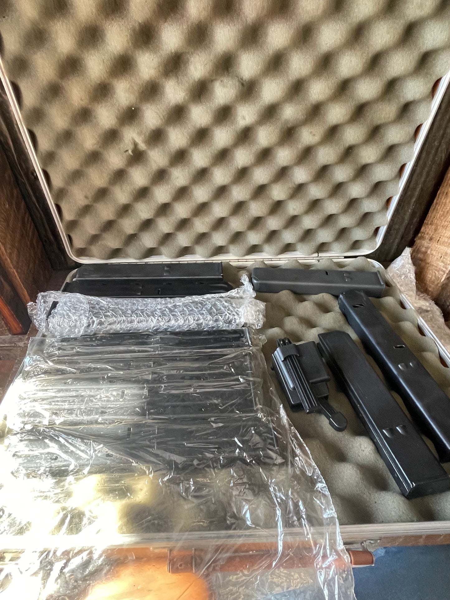 IMI UZI Model B Semi-Auto Carbine – Rare Multi-Caliber Set (.41 AE / 9mm / .45 ACP) – Action Arms Import – Complete Package