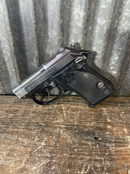 Beretta 3032 Tomcat .32 ACP – Made in USA – Tip-Up Barrel – 2 Magazines