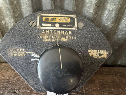 WWII Aircraft Antenna Receiver Selector Unit – “Antenna Receive” Control Panel