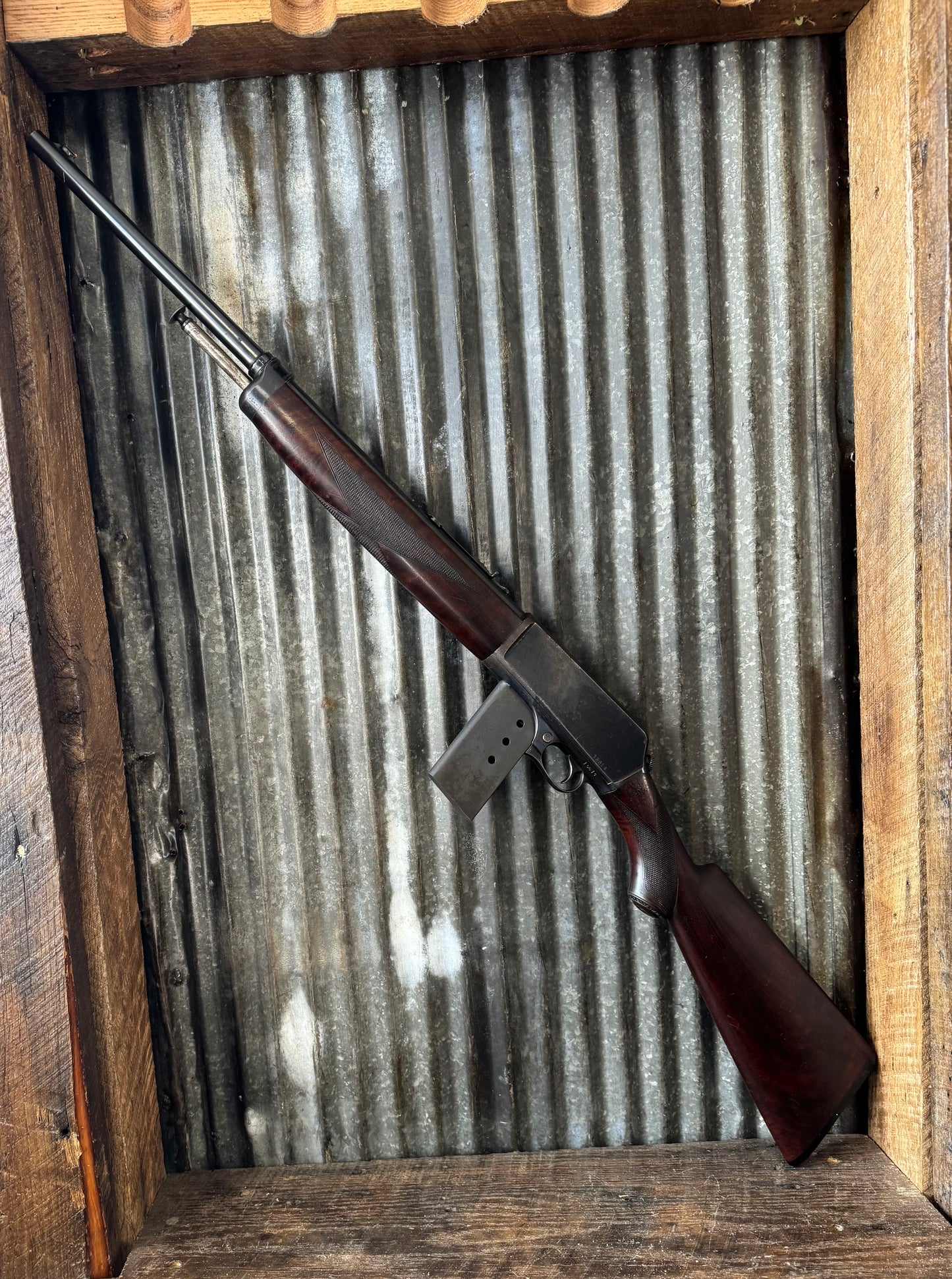 Winchester 1907 Deluxe .351