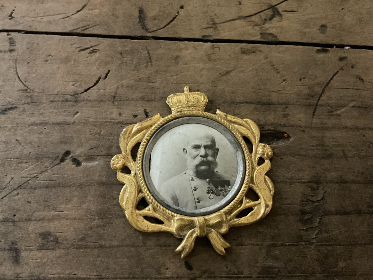 Imperial Austro-Hungarian Emperor Franz Joseph I Patriotic Portrait Badge-Gilt Crowded Frame-Pre-WWI Era/WWI Era