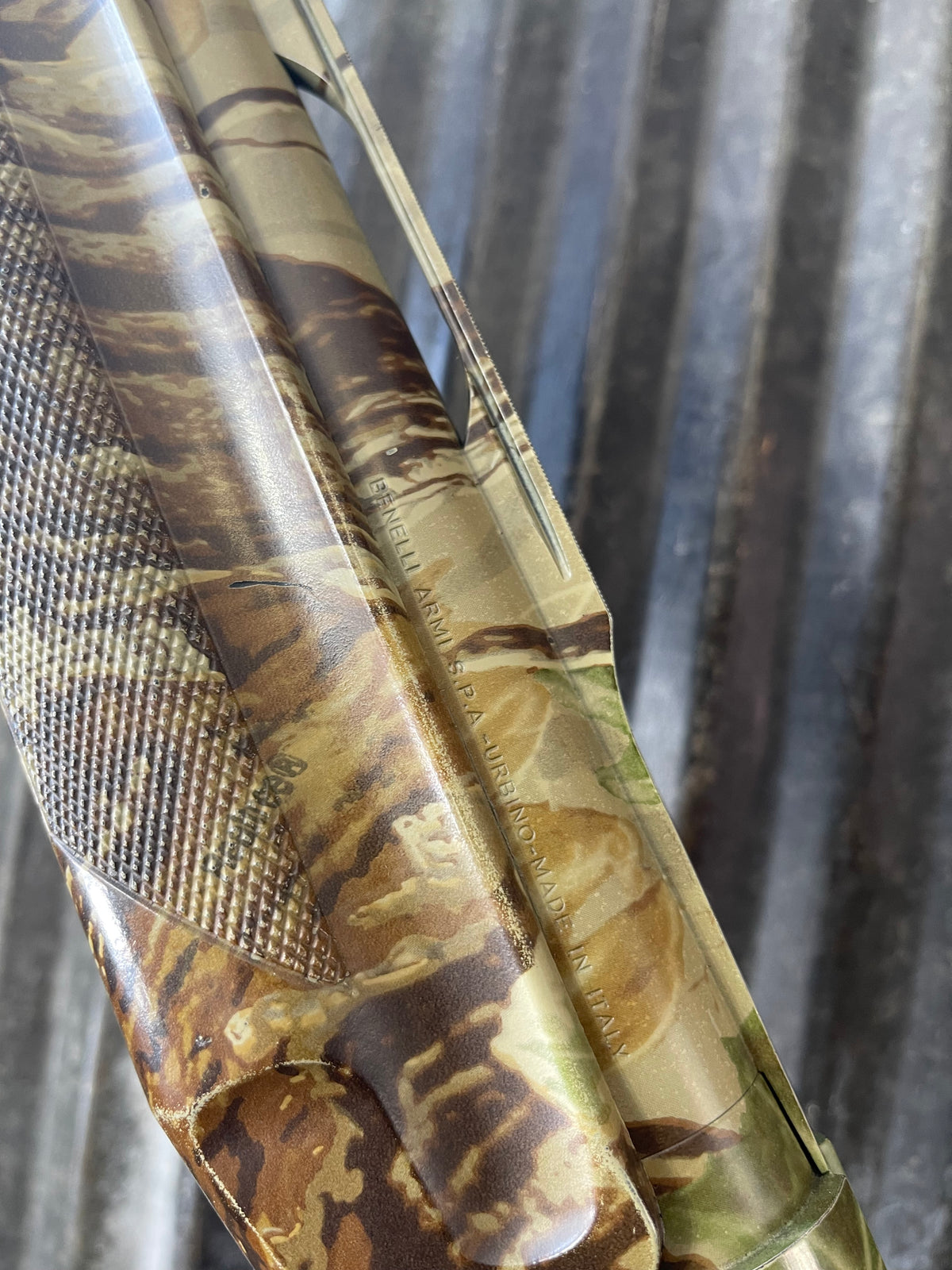 Benelli Super Black Eagle 12 Gauge 3.5” Realtree Camo Semi-Auto Shotgun