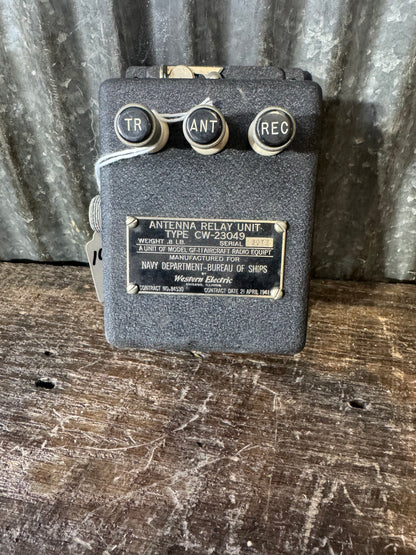 WWII Western Electric CW-23049 Antenna Relay Unit for GF-11 Aircraft Radio Equipment