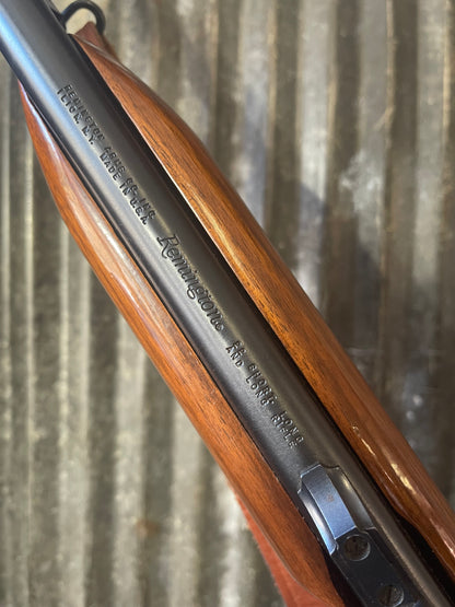 Remington Model 552 Speedmaster semi-automatic rimfire rifle chambered in .22 LR, manufactured in 1979.