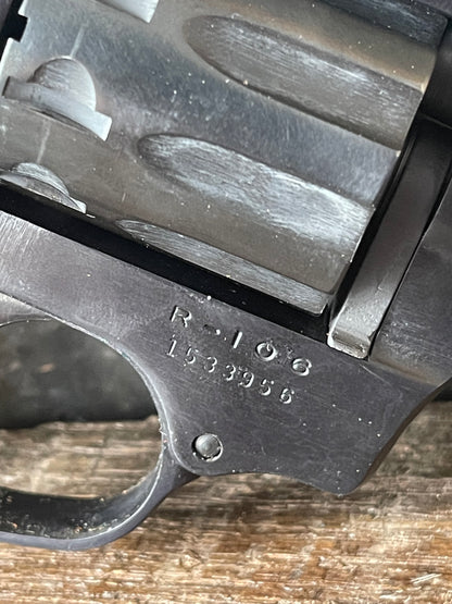 High Standard Sentinel Deluxe Revolver – .22 LR – 10 Shot – Double Action