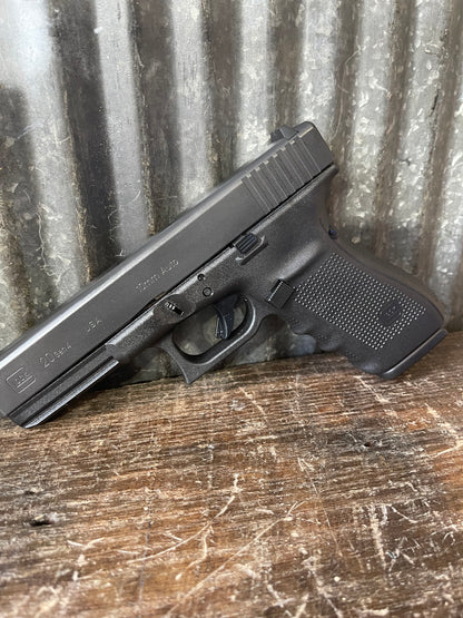 Glock 20 Gen 4 10mm Auto Pistol with Box & 3 Magazines
