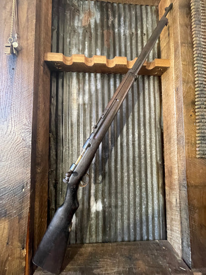 Japanese Arisaka Type 38 Rifle – 6.5x50mm – Intact Imperial Mum