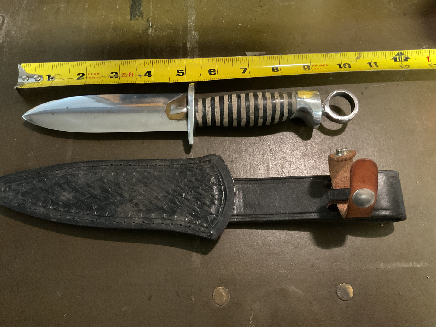 WWII Theatre Knife black & white stripe