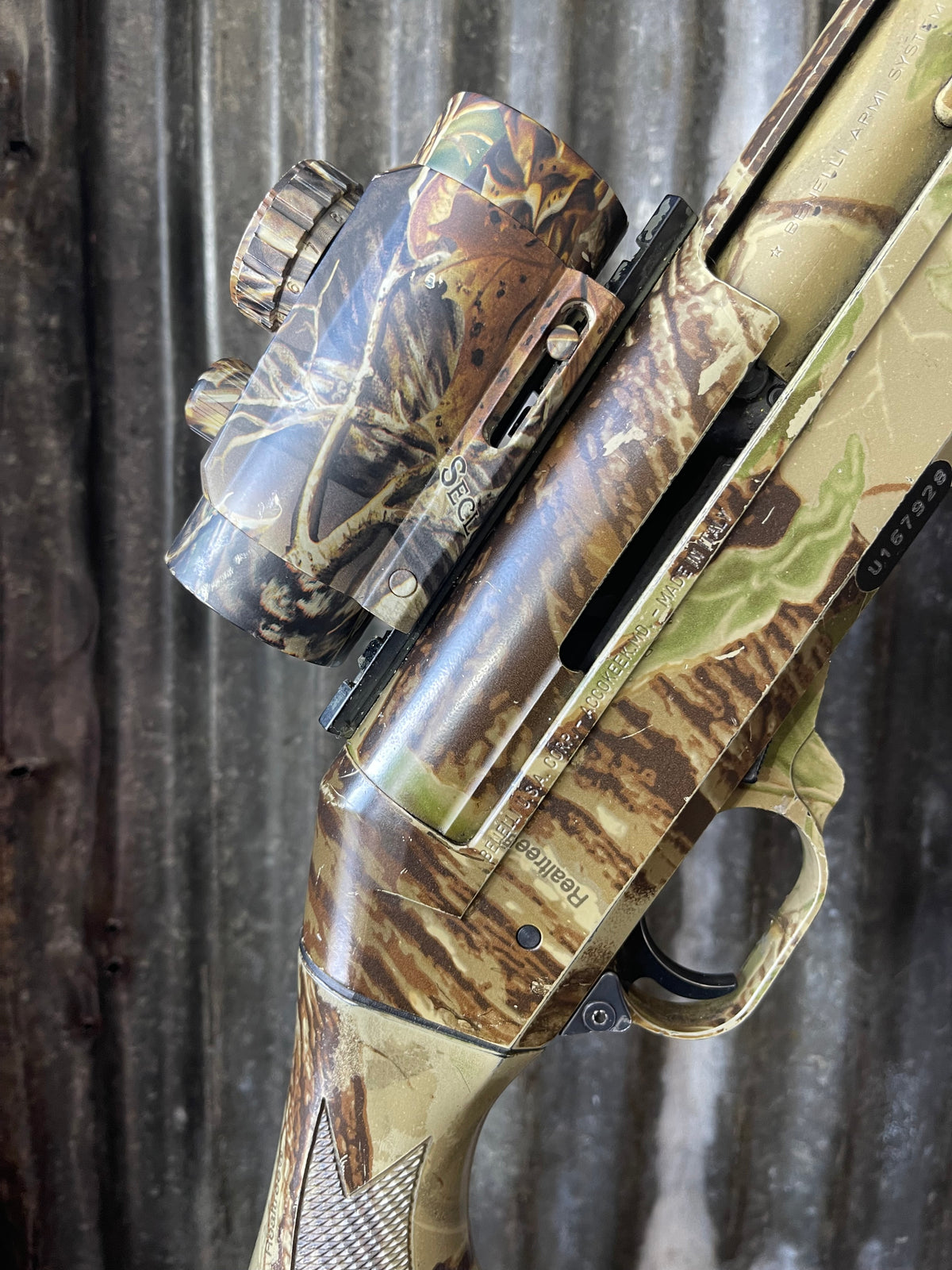 Benelli Super Black Eagle – 12 Gauge 3.5” Realtree Camo Turkey Gun w/ Red Dot