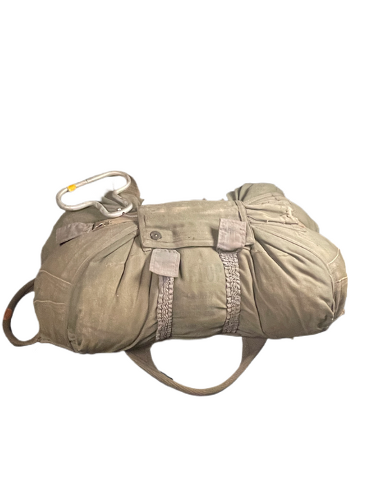 U.S. Military Reserve Parachute – May 1962