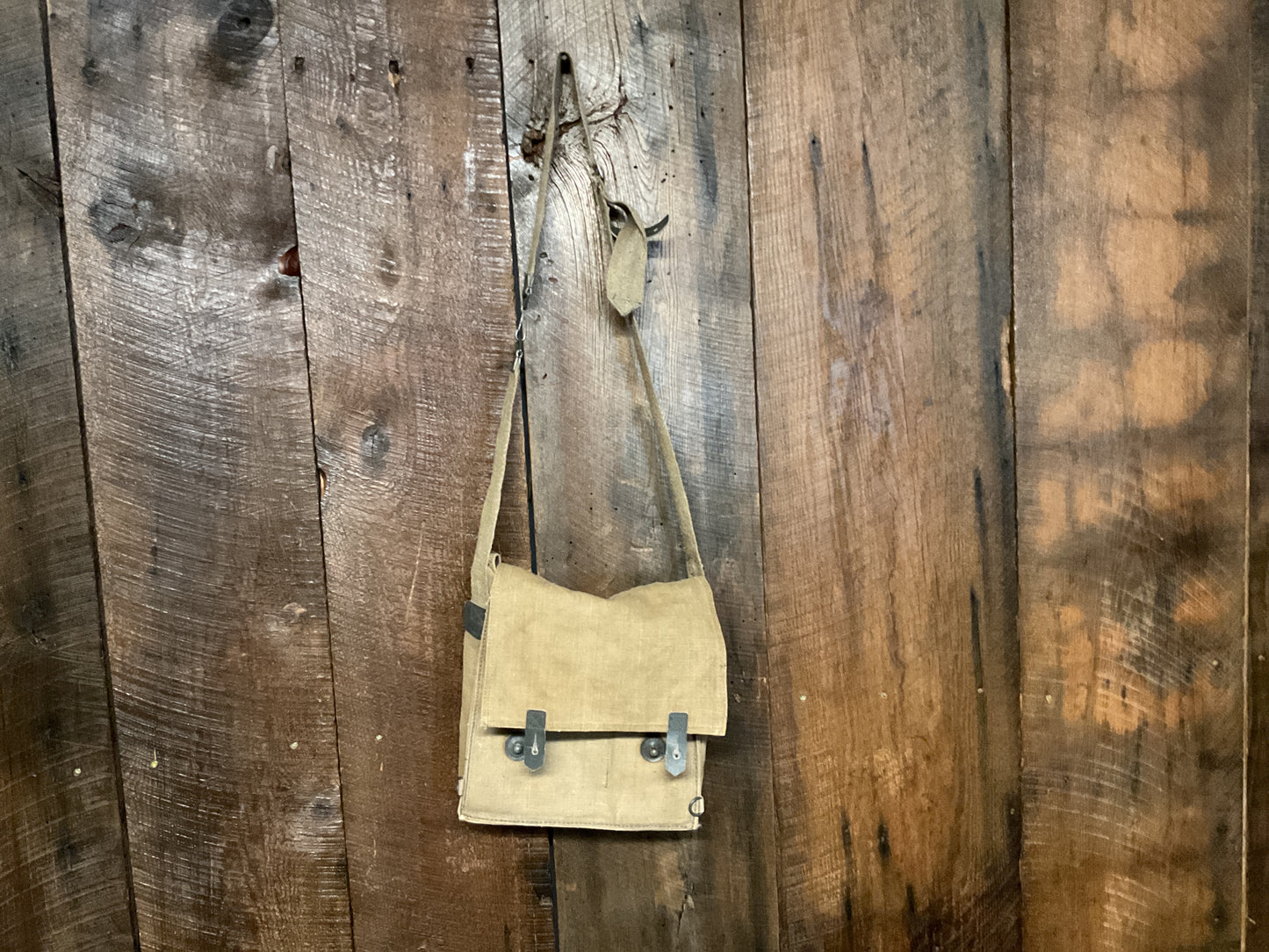 WWII Italian Gas Mask Bag