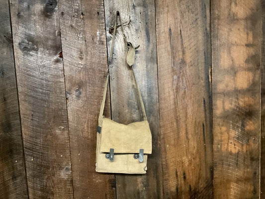 WWII Italian Gas Mask Bag