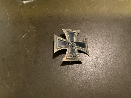 Iron cross pin L56 Funke & Bringhaus 1939
