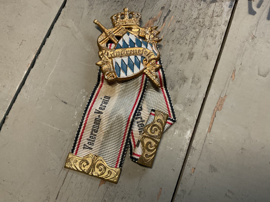 WWI Bavarian Veterans League Badge & Ribbon