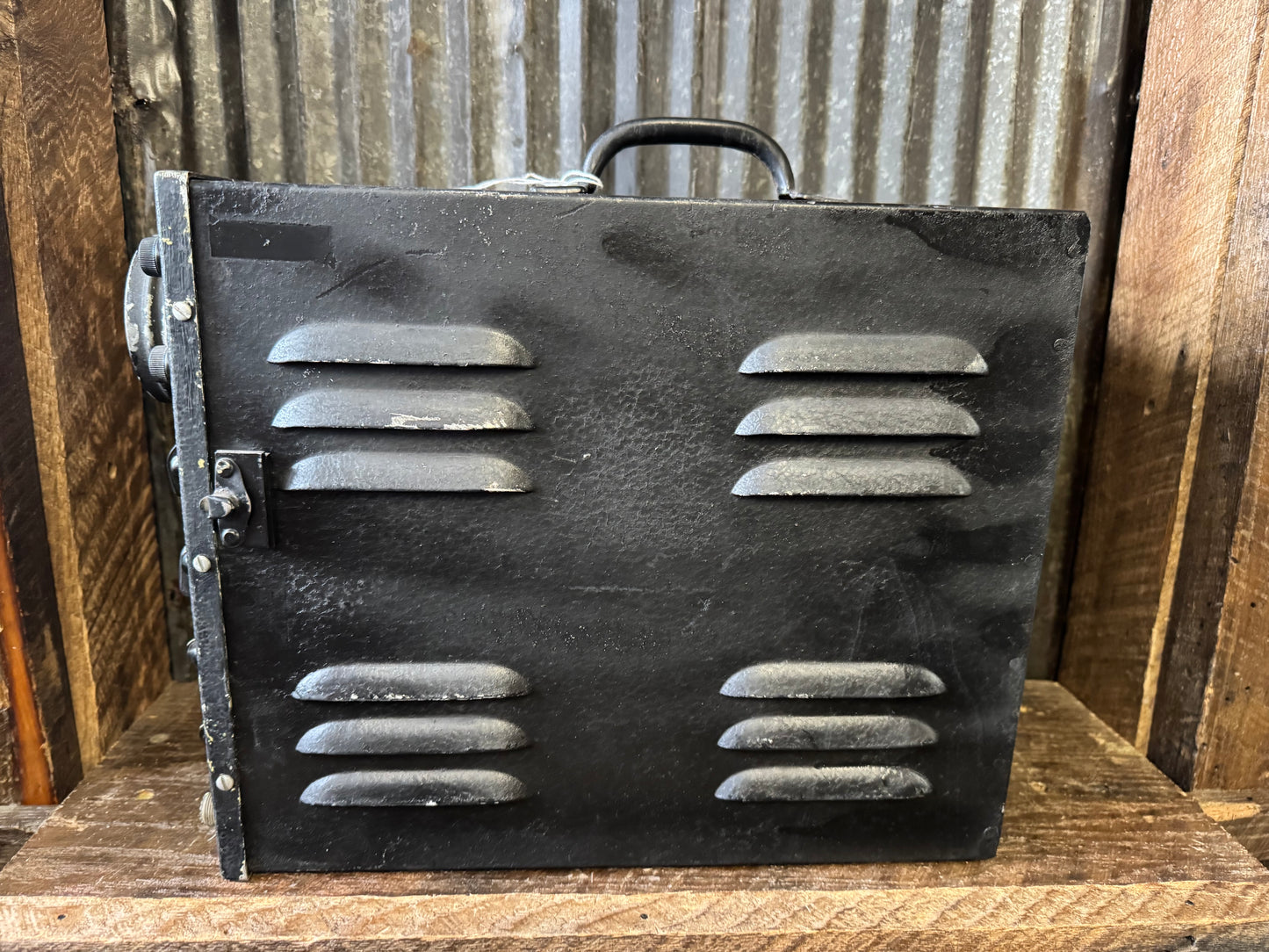 WWII U.S. Army Signal Corps TS-100/AP Oscilloscope
